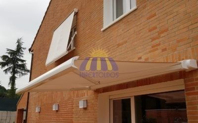 Instalación de cofre extensible, cofre portada – Obra Majadahonda, Madrid