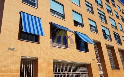 Instalación de Cofre en Moratalaz, Madrid Febrero 2019, Instaladores profesionales de toldos al mejor precio