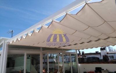 Una pérgola de calidad para su terraza – Aravaca, Madrid – Hipertoldos 2019